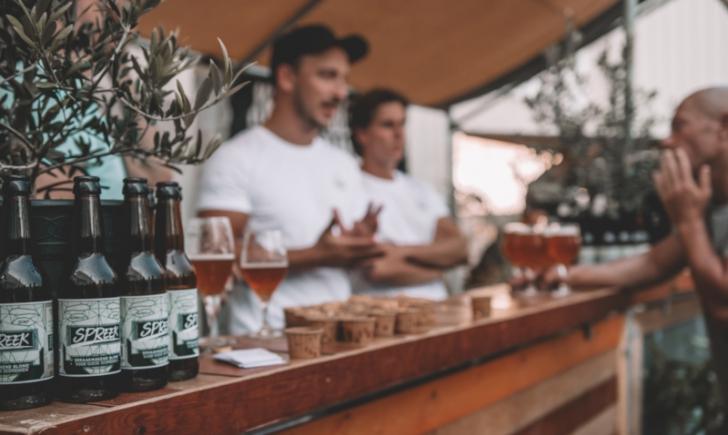 Spreek Bier tijdens een bierfestival